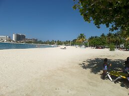 Turtle Towers Apartments