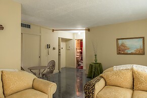 Turtle Towers Apartments