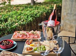 Maya Maya at Mandoon Estate