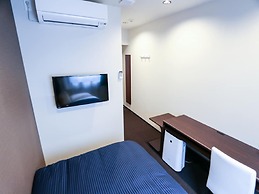 HOTEL LiVEMAX Yokohama Kannai Ekimae