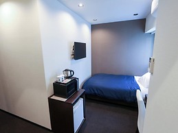 HOTEL LiVEMAX Yokohama Kannai Ekimae