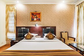 Royal Residence On MG Road