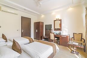 Royal Residence On MG Road