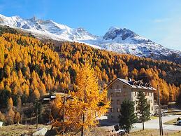 Hôtel Aiguille de La Tza