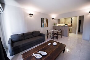 Regalo Apartments