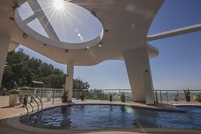 Cassabella Hotel & Apartment