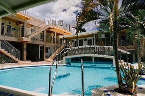 Ging-Ging Hotel & Resort