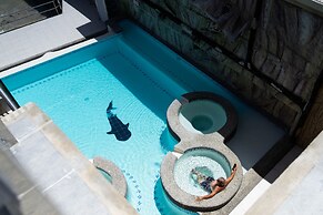 Ging-Ging Hotel & Resort