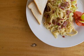 Ging-Ging Hotel & Resort