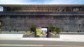 Ging-Ging Hotel & Resort