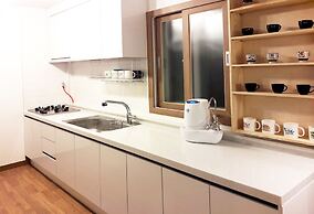 Guesthouse Enoch - Hostel