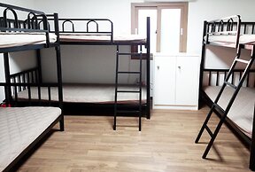 Guesthouse Enoch - Hostel