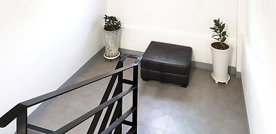 Guesthouse Enoch - Hostel