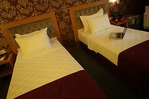 Helikon Business Hotel