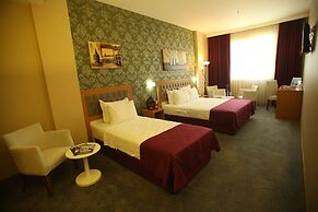 Helikon Business Hotel