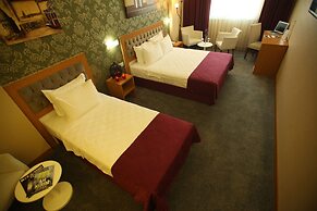 Helikon Business Hotel