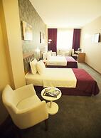 Helikon Business Hotel