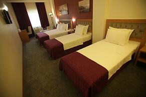 Helikon Business Hotel