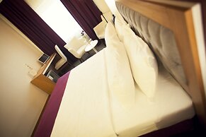 Helikon Business Hotel