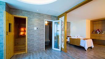 Muong Thanh Luxury Da Nang Hotel