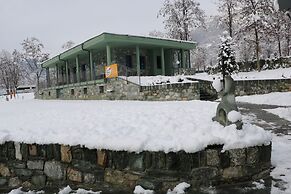 Lazy Bee Camping Village