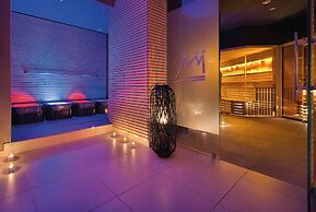 PREMIUM Wellness & Wine Hotel
