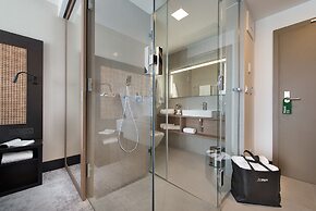 PREMIUM Wellness & Wine Hotel