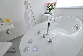 PREMIUM Wellness & Wine Hotel