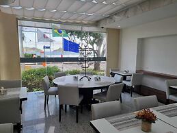 Tropical Barra Hotel