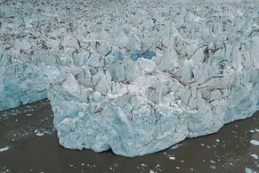 Svalbard Hotell - The Vault