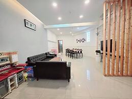 Q House