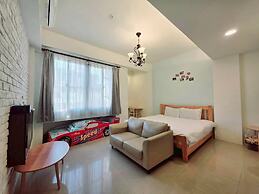 Q House