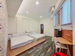 Q House