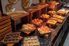 Silk Sense Hoi An River Resort