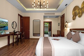 Silk Sense Hoi An River Resort