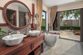 Silk Sense Hoi An River Resort