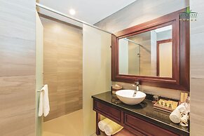 Silk Sense Hoi An River Resort