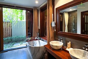 Silk Sense Hoi An River Resort