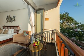 Silk Sense Hoi An River Resort