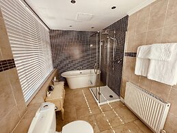 Nuthurst Grange Country House Hotel