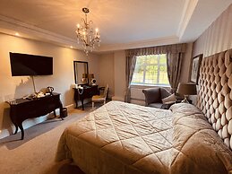 Nuthurst Grange Country House Hotel