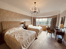 Nuthurst Grange Country House Hotel