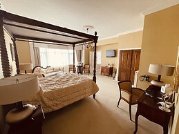 Nuthurst Grange Country House Hotel