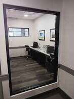 Park Inn by Radisson Edmonton Airport