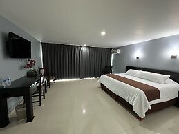 Hotel Latino