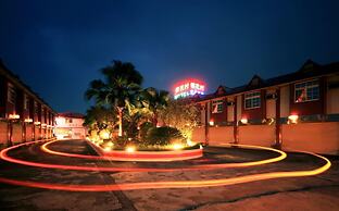 Cherry Blossom Motel