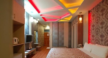 Cherry Blossom Motel