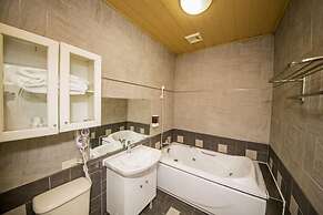 Cherry Blossom Motel