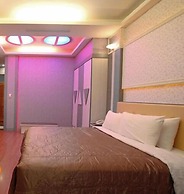 Cherry Blossom Motel