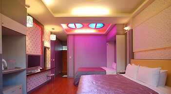 Cherry Blossom Motel